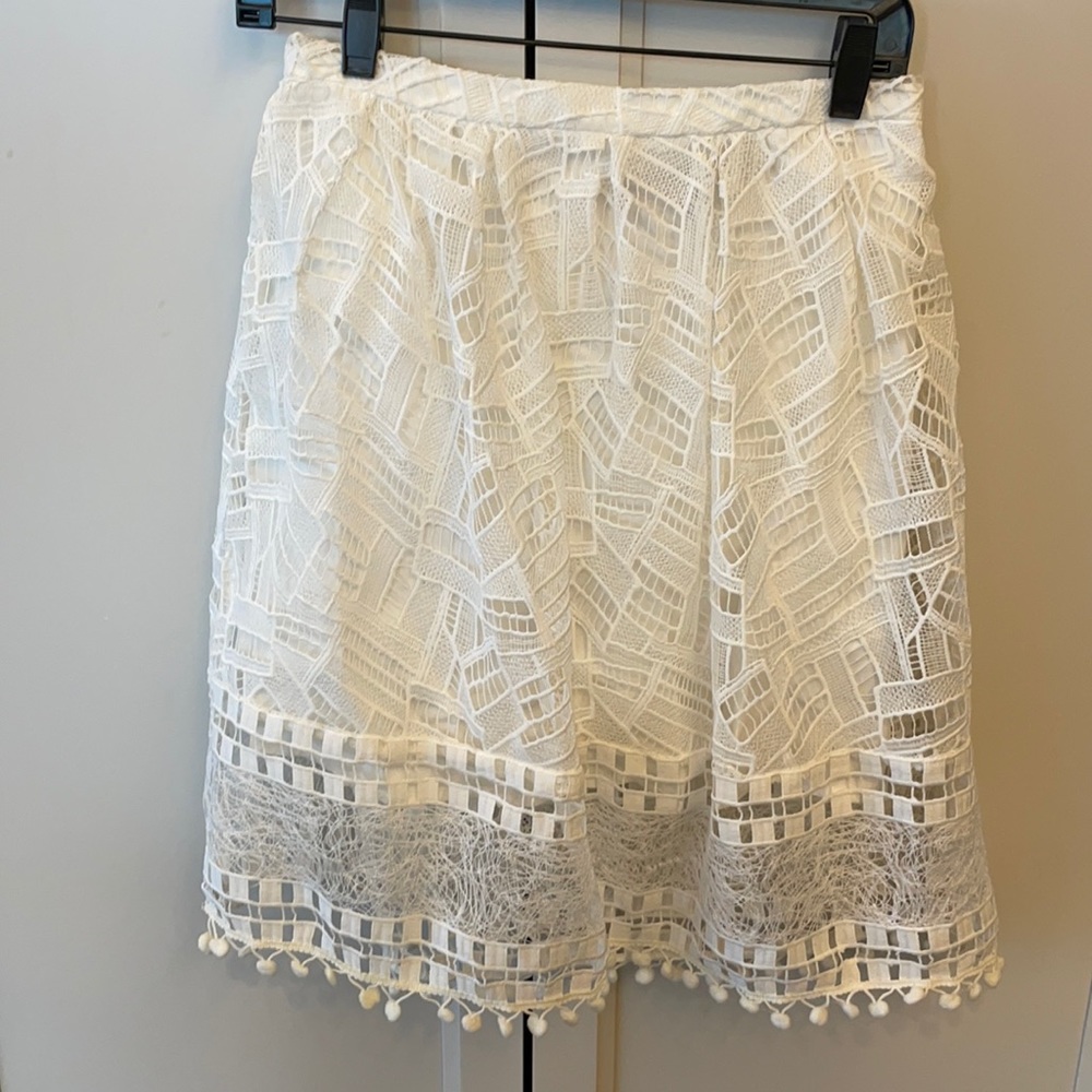 Women’s white French connection sz 6 skirt
